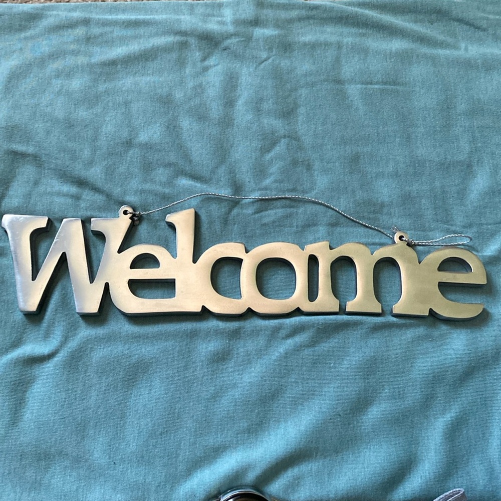 Metal welcome sign